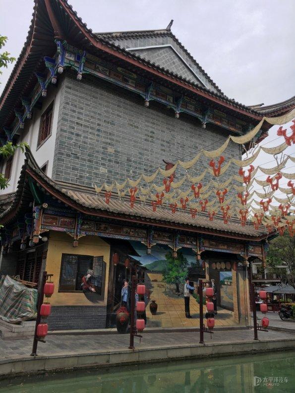 摩娜时尚博客